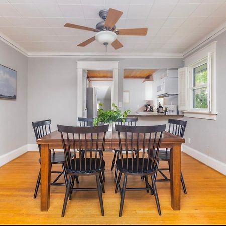 Spacious 2 Bedroom Home Near Ingersoll & Downtownデモイン エクステリア 写真